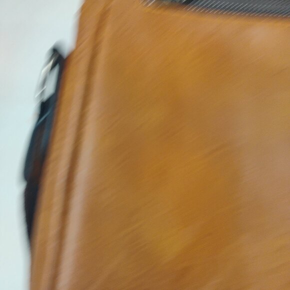 Weixier Men's Brown Leather Shoulder Travel Bag Crossbody Strap - Picture 8 of 9